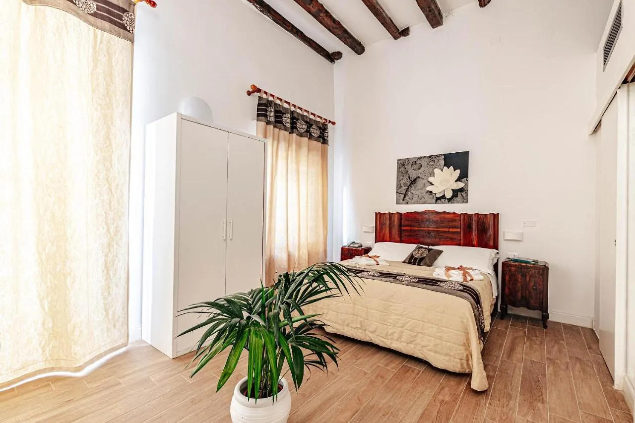 Giulio Cesare 14, Residence Palermo 3*,  Italy